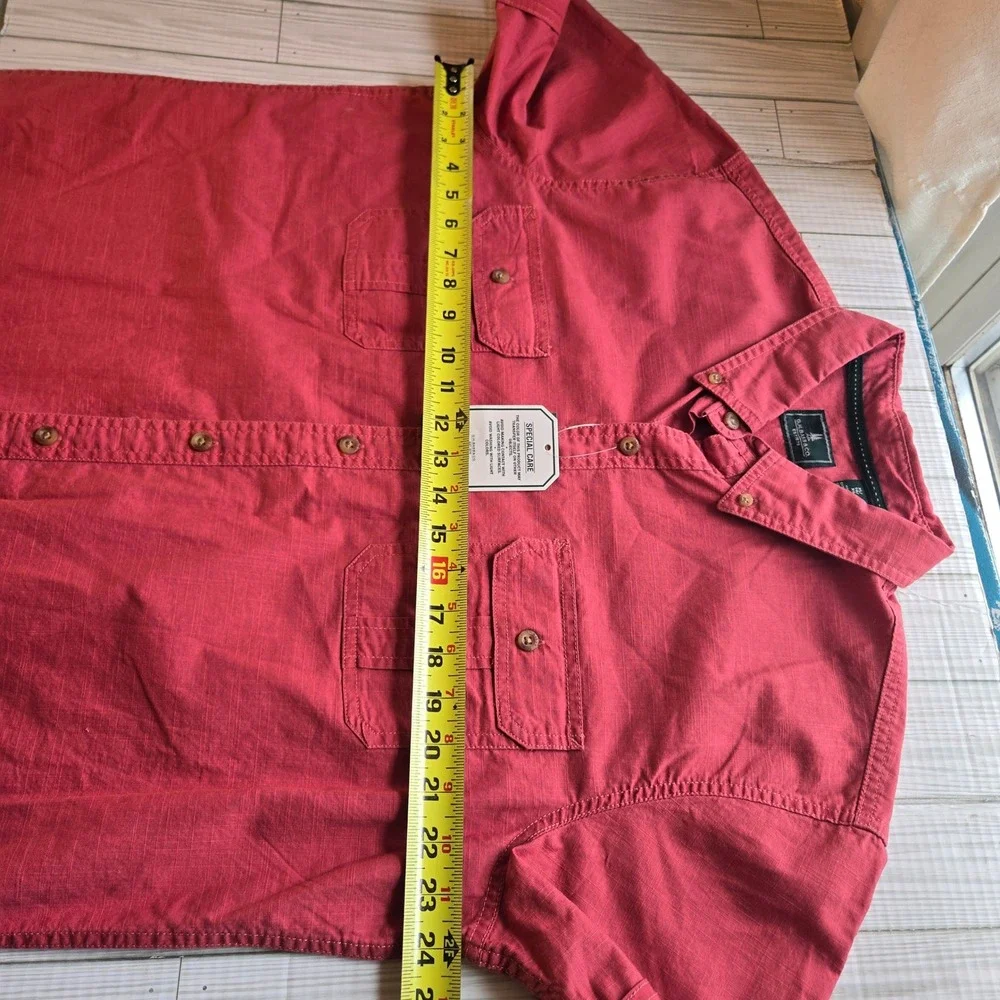 GH Bass Shirt Mens XL Red Short Sleeves Lightweight Button‎ Up NWT